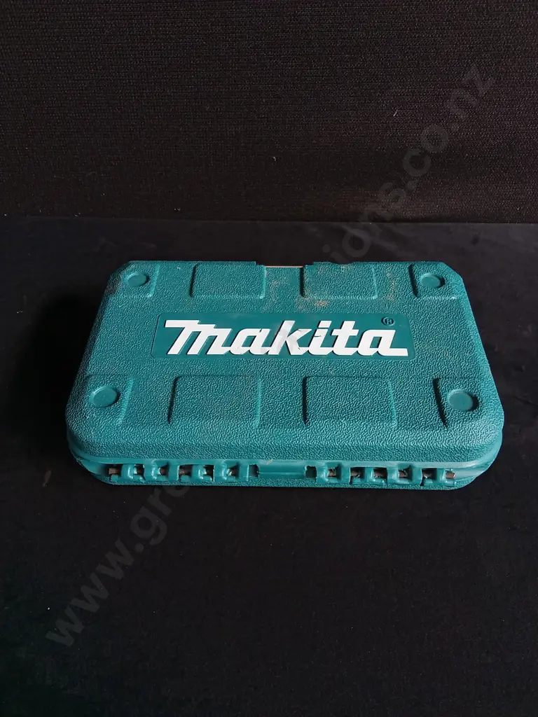 MAKITA POWER DRILL ACCESSORY SET Image 1++