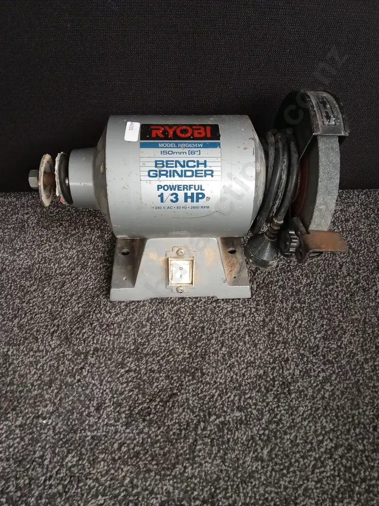 RYOBI BENCH GRINDER HBG634W Image 1++