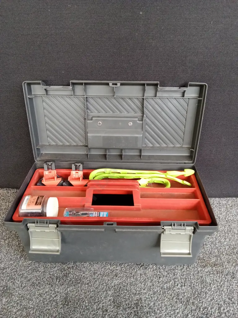 PAIR OF TOOL/TACKLE BOXES INCLUDING CONTENTS, L 50CM X W 25CM X H 23CM Image 1++