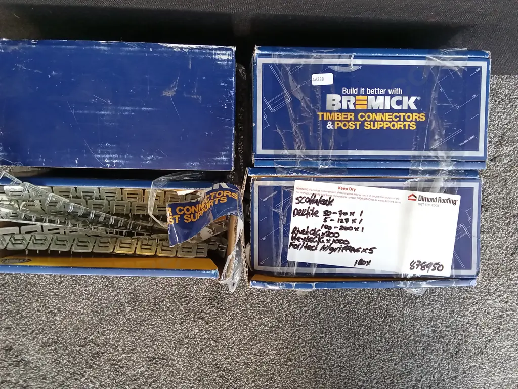 BOXES OF TIMBER CONNECTORS & POST SUPPORTS Image 1++