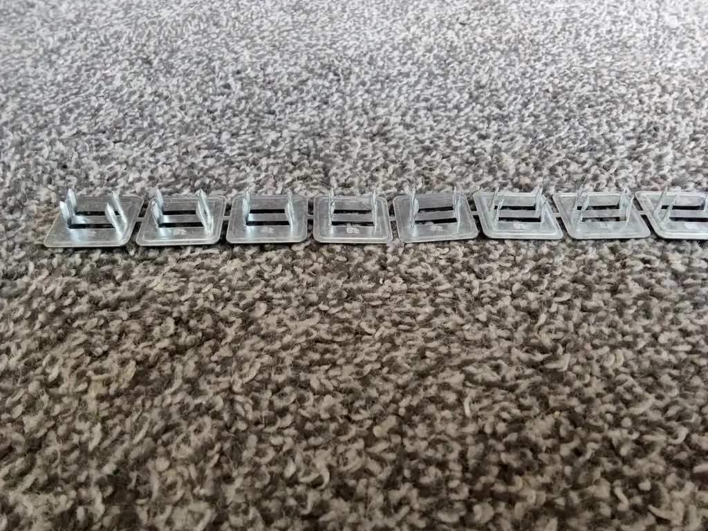 BOXES OF TIMBER CONNECTORS & POST SUPPORTS Image 1++