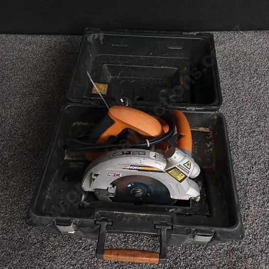 WORX WX150CSL CORDED CIRCULAR SAW IN CASE