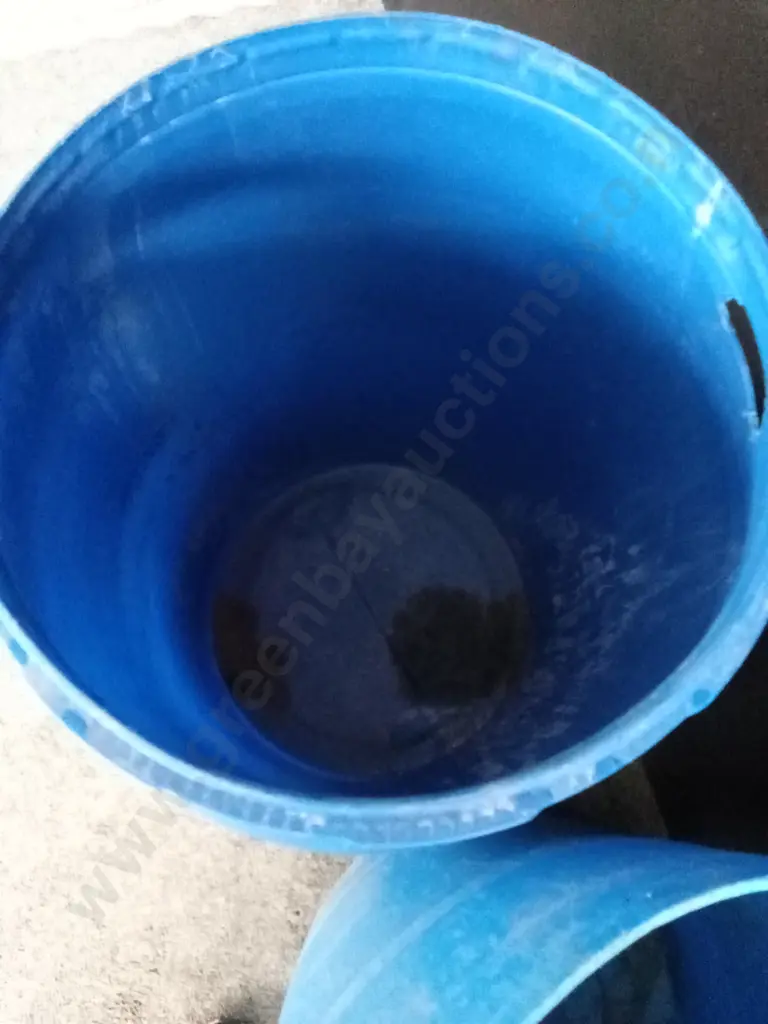 2 X LARGE BLUE ROUND PLASTIC BARRELS Image 1++