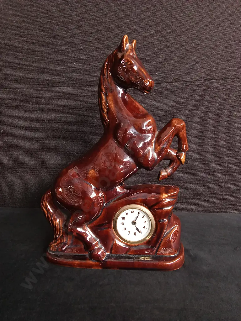VINTAGE GERMAN CERAMIC HORSE MANTEL CLOCK, H 34 CM Image 1++