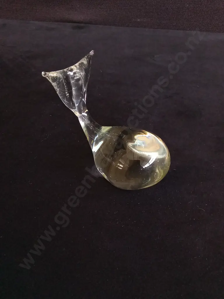 VINTAGE GLASS WHALE PAPERWEIGHT, H 8.5 CM Image 1++