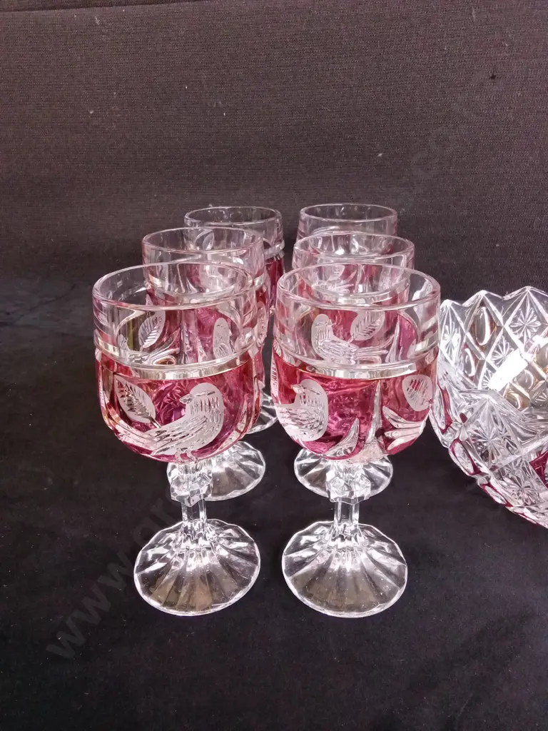 8 VINTAGE HOFBAUR BYRDES GLASS ITEMS Image 1++