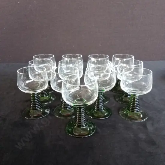 13 VINTAGE ROMER WINE GLASSES H10.5CM