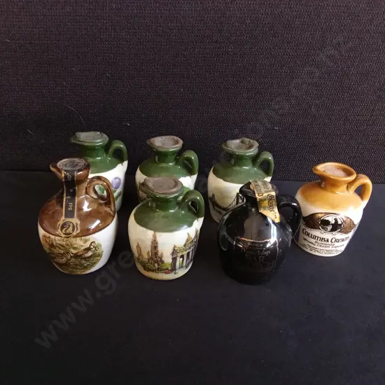 LOT OF 7 VINTAGE SCOTTISH CERAMIC WHISKY MINIATURE JUGS, TALLEST H 9 CM