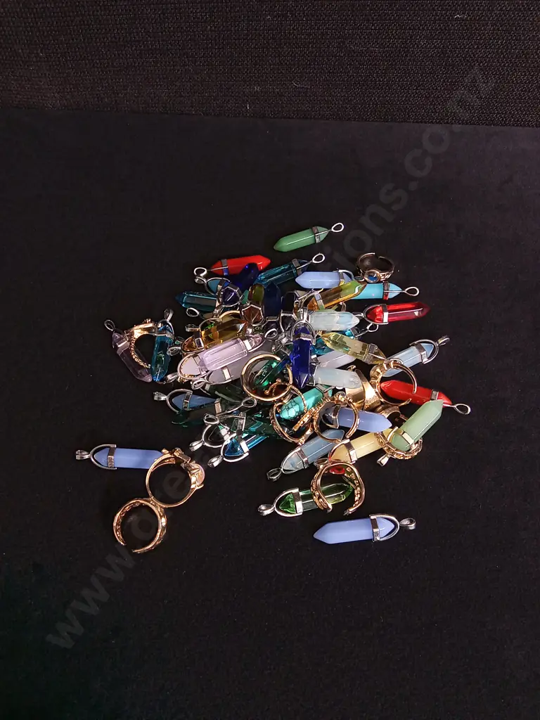MIX OF PENDANTS AND RINGS Image 1++