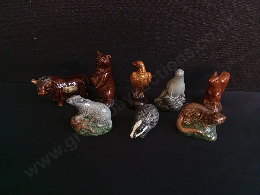 VINTAGE BESWICK BENEAGLES SCOTCH WHISKY MINIATURE ANIMAL DECANTERS, SET OF 9, FULL, TALLEST H 12 CM Image 1++