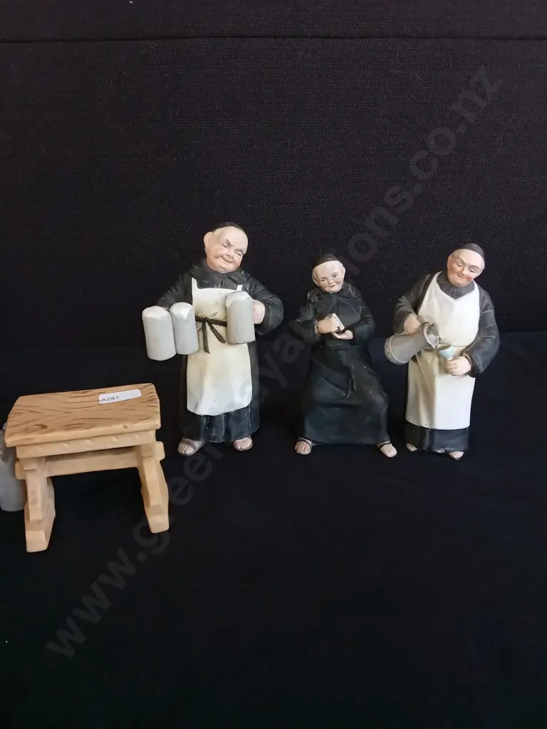 3 VINTAGE GERMAN BISQUE PORCELAIN MONK FIGURINES ONE HAS A MISSING THUMB AS PICTURED Image 1++