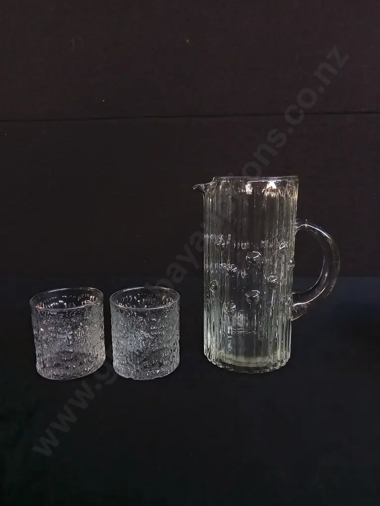 FINLAND LITTALA NECTAR GLASS PITCHER H20CM AND 2 VINTAGE RAVENHEAD TEXTURED WHISKY GLASSES H7CM Image 1++