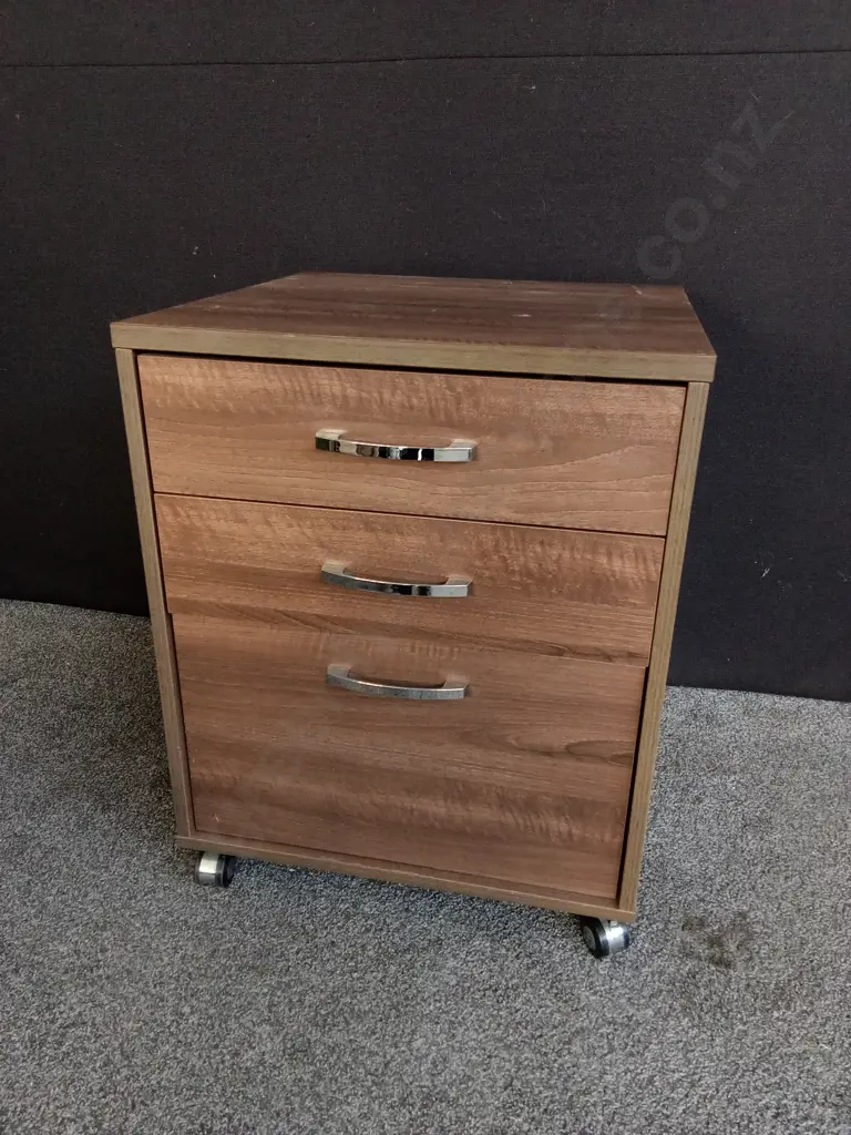 MOBILE PEDESTAL FILE CABINET, H 75 CM X W 60 CM X D 60 CM Image 1++