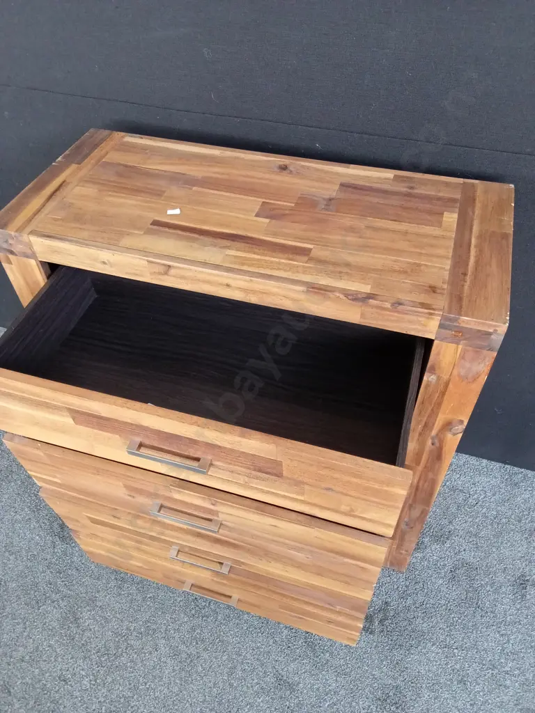 WOODEN CHEST OF DRAWERS, H 103CM X L 96CM D 42CM Image 1++