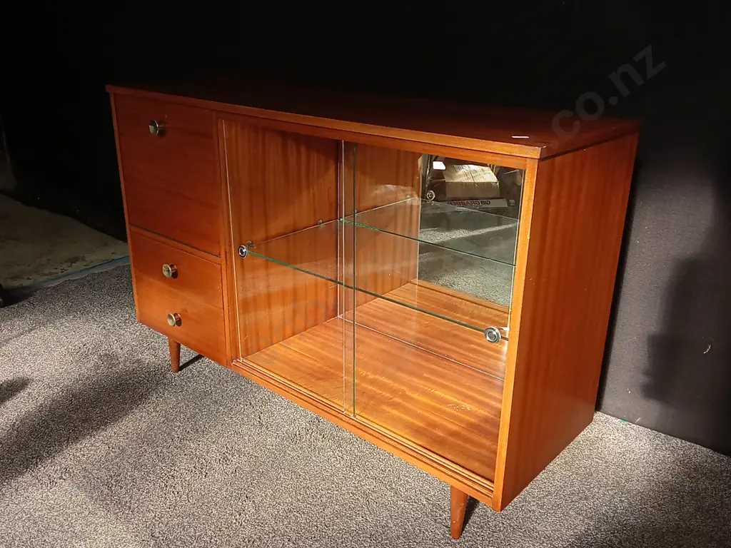 MID CENTURY MODERN CABINET WITH GLASS SLIDING DOORS H 82 CM X W 1.22 M X D 41 CM Image 1++