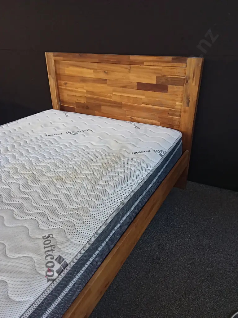 WOODEN BED FRAME AND SOFTCOOL MATTRESS, DOUBLE BED (ELECTRIC BLANKET STAIN ON MATTRESS), HEADBOARD H 1.06 M Image 1++