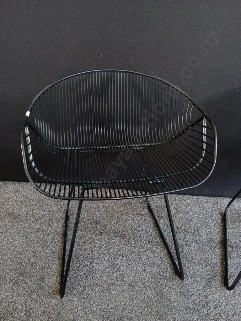 PAIR OF BLACK WIRE OUTDOOR CHAIRS Image 1++