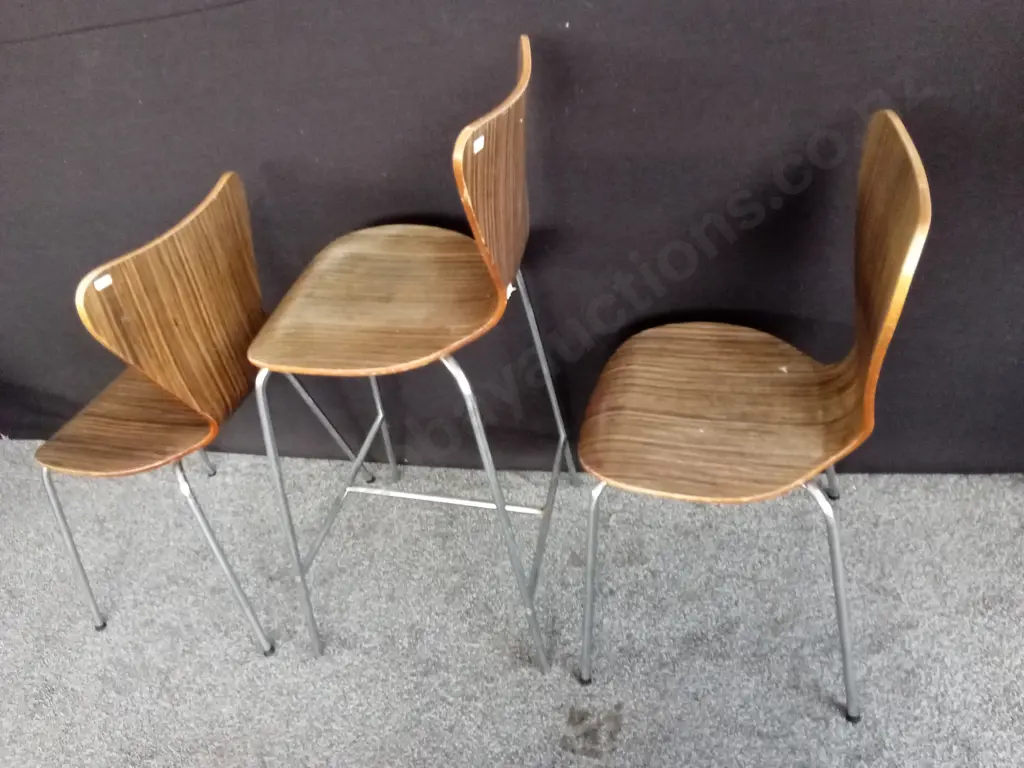 PAIR OF DINING CHAIRS WITH BARSTOOL, HEIGHT OF BARSTOOL 97CM Image 1++