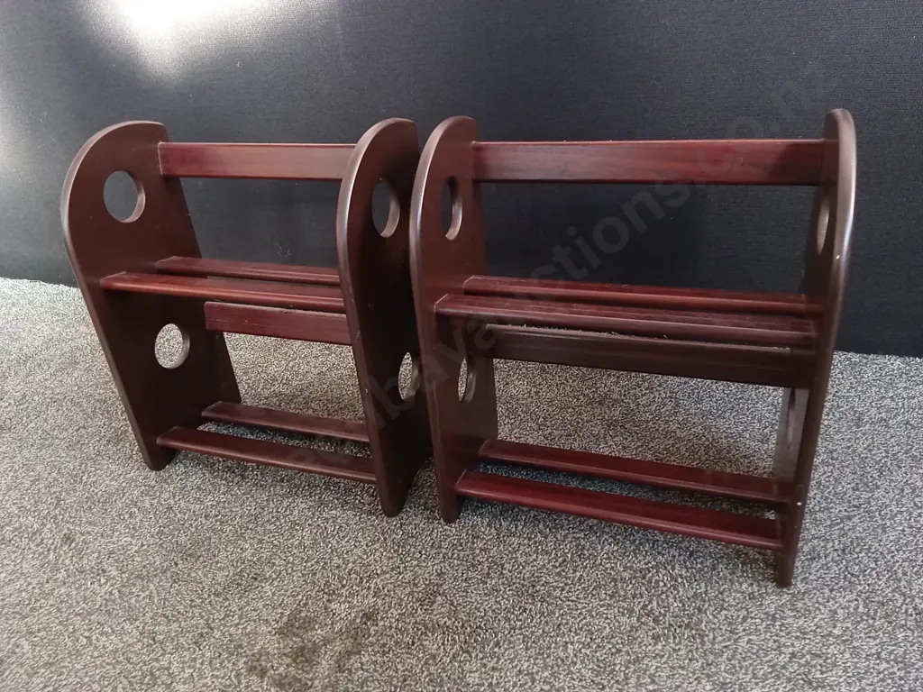 PAIR OF WOODEN RACKS, H 40 CM X W 34.5 CM Image 1++