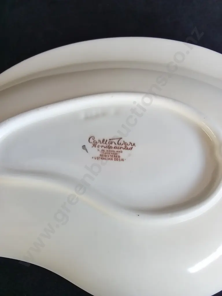 3 DECORATIVE ITEMS LONGEST L30CM Image 1++