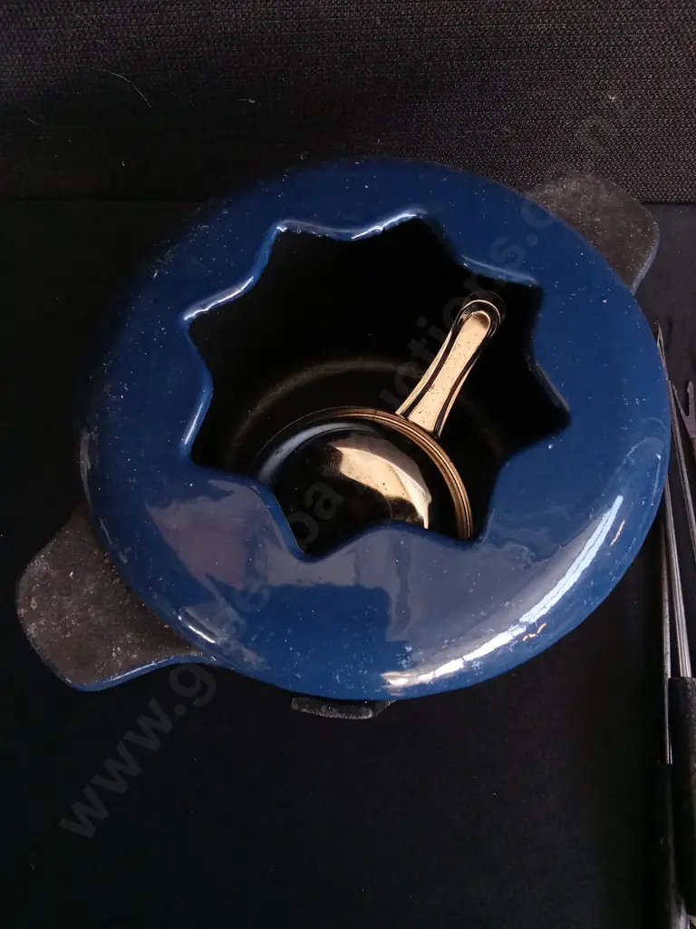 CAST IRON FONDUE SET Image 1++