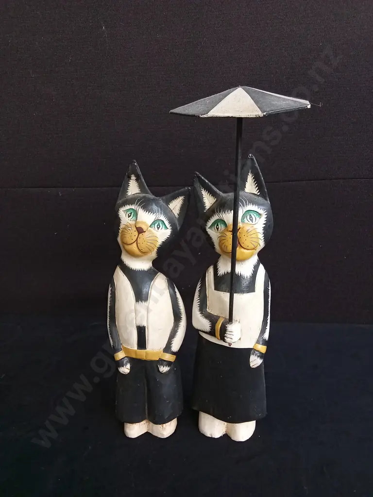 2 HANDMADE WITH CAR FIGURES TALLEST H40CM Image 1++