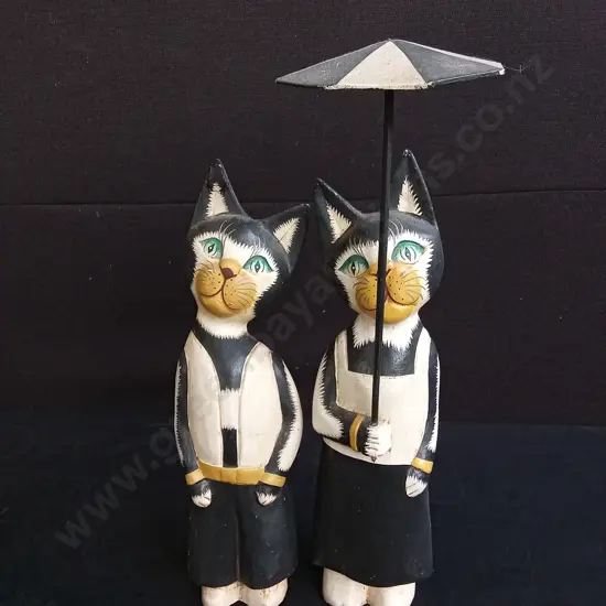 2 HANDMADE WITH CAR FIGURES TALLEST H40CM