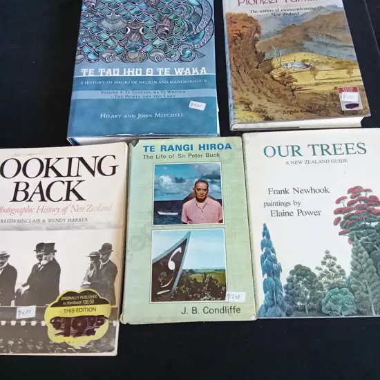 5 NEW ZEALAND BOOKS