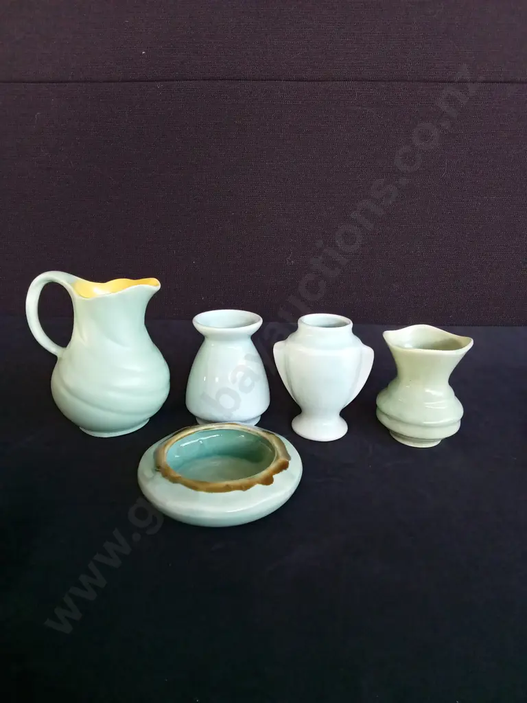 5 VINTAGE CROWN LYNN ITEMS TALLEST H12CM Image 1++