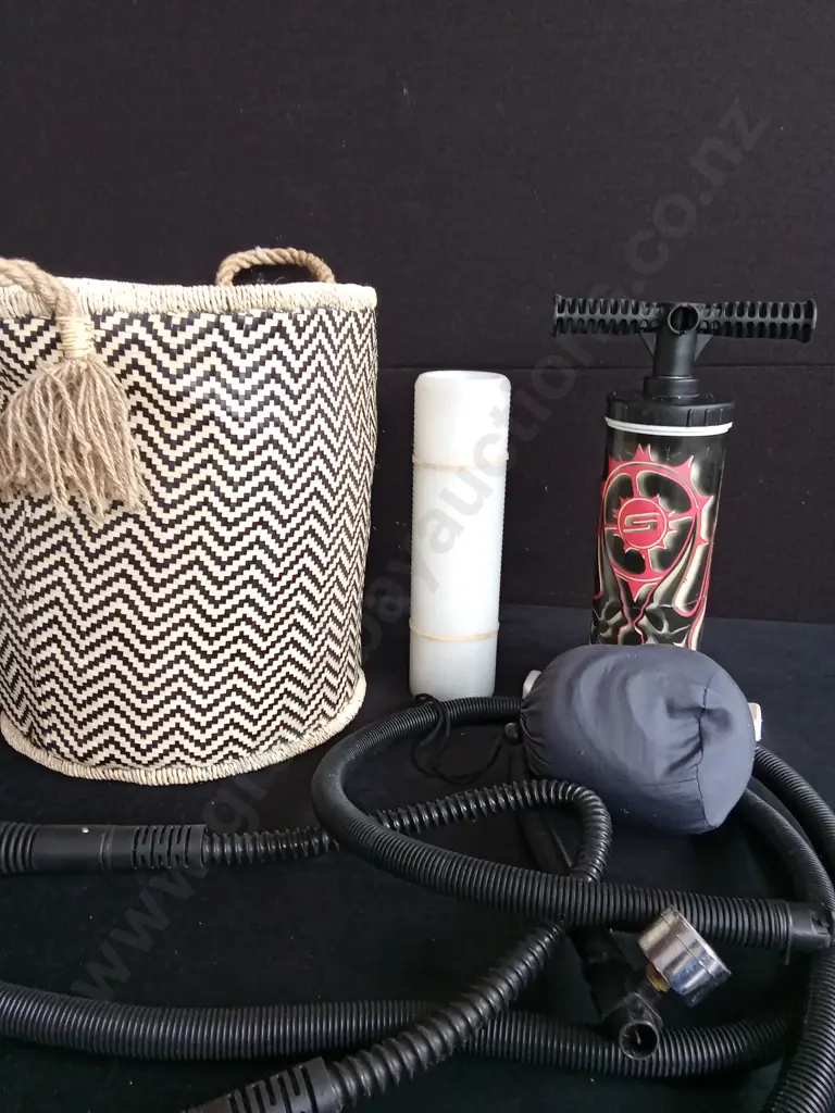 BASKET OF ASSORTED ITEMS Image 1++