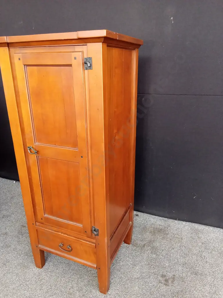 WOODEN SINGLE DOOR CABINET WITH BOTTOM DRAWER, H 140CM X W 60CM X D 51CM Image 1++