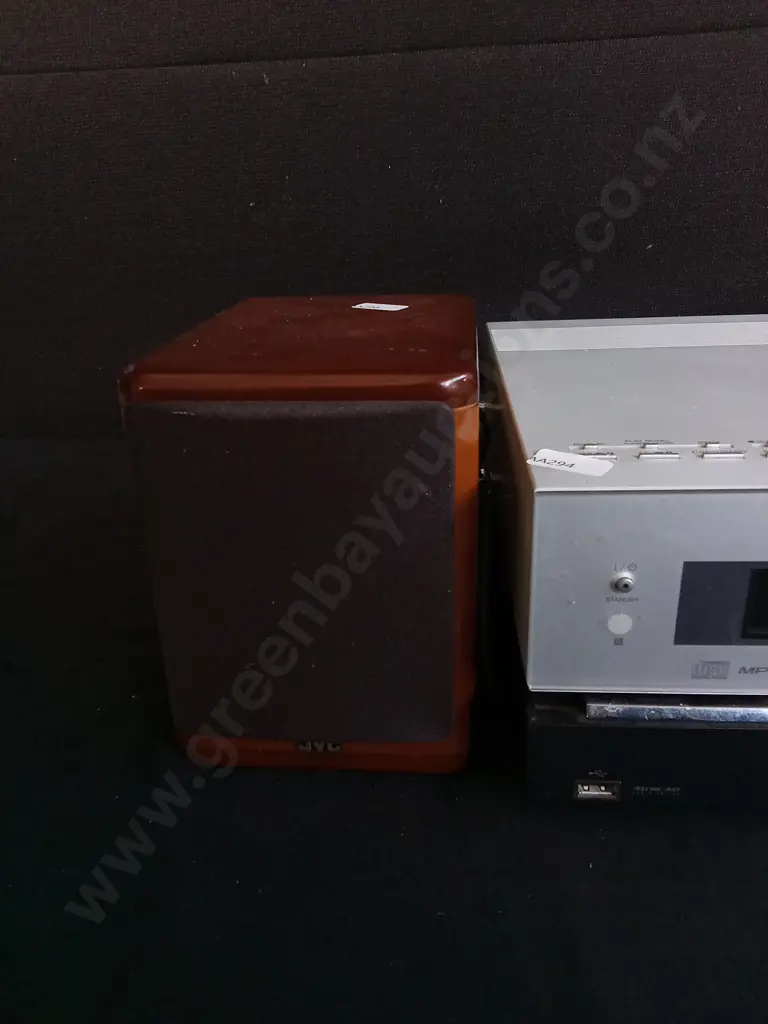 SONY CMT-BZ1 MICRO HI-FI COMPONENT SYSTEM WITH 2 JVC SPEAKERS H15CM WORKING Image 1++