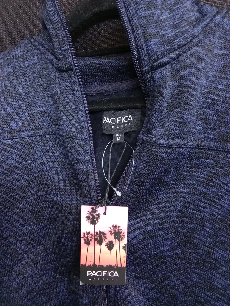 PACIFICA APPAREL ZIP UP SIZE M BRAND NEW Image 1++