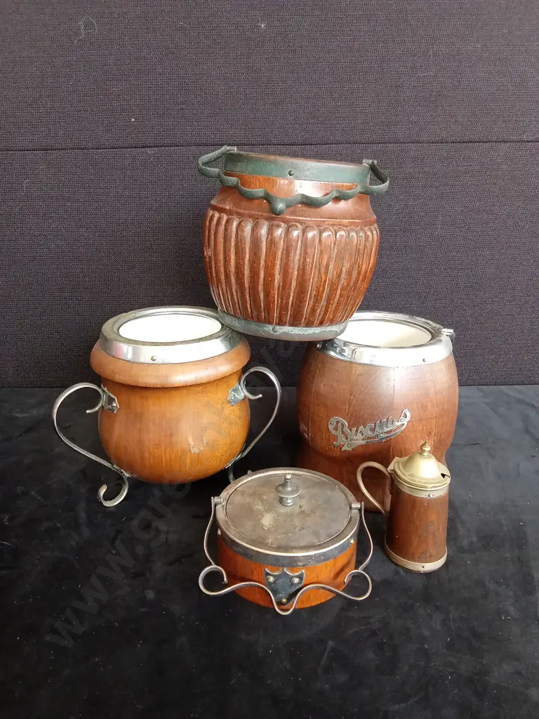 ASSORTED VINTAGE OAK BARRELS TALLEST H17CM Image 1++