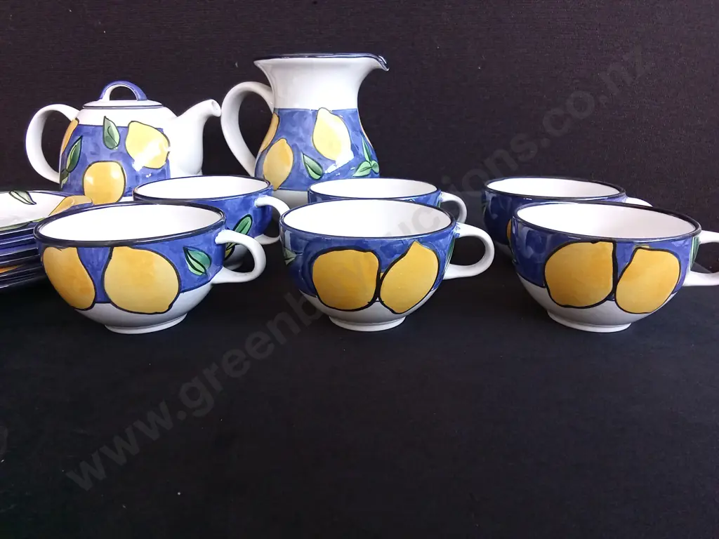 16 PIECE TEMUKA POTTERY TEA SET Image 1++