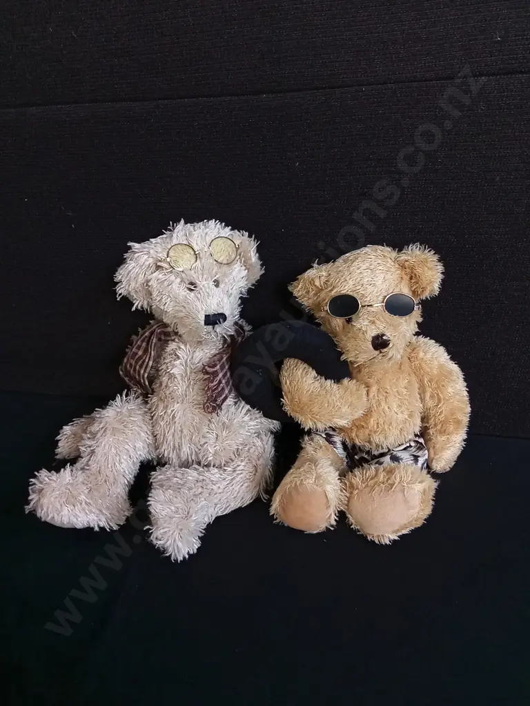 PAIR OF VINTAGE HEARTFELT TEDDY BEARS, TALLEST H 31 CM Image 1++