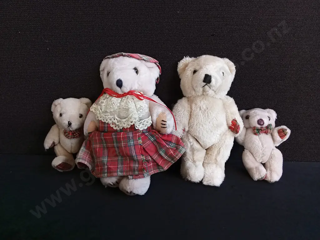 4 VINTAGE TEDDY BEARS WITH JOINTED ARMS AND LEGS, TALLEST H 21 CM Image 1++