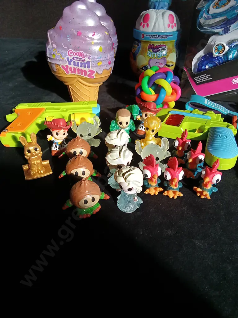 COLLECTION OF TOYS Image 1++