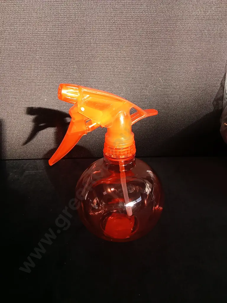 5 BRAND NEW TAKASHO PLASTIC TRIGGER 450ML RED SPRAY BOTTLES Image 1++