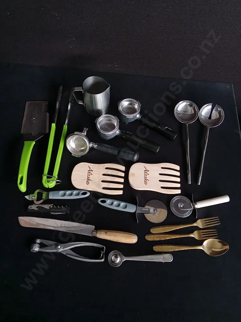 MIX OF KITCHENWARE Image 1++