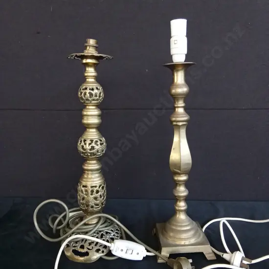 2 VINTAGE CANDLESTICK TABLE LAMPS UNTESTED TALLEST H53CM