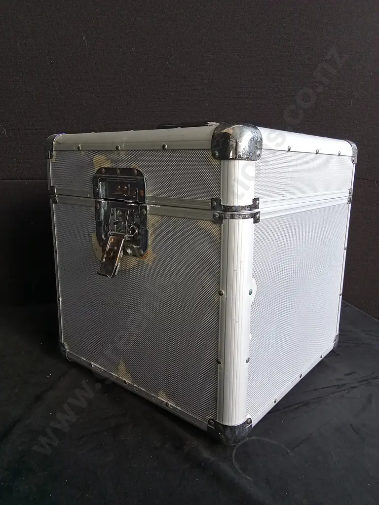 VINYL RECORD CASE L35CM H37CM D35CM Image 1++