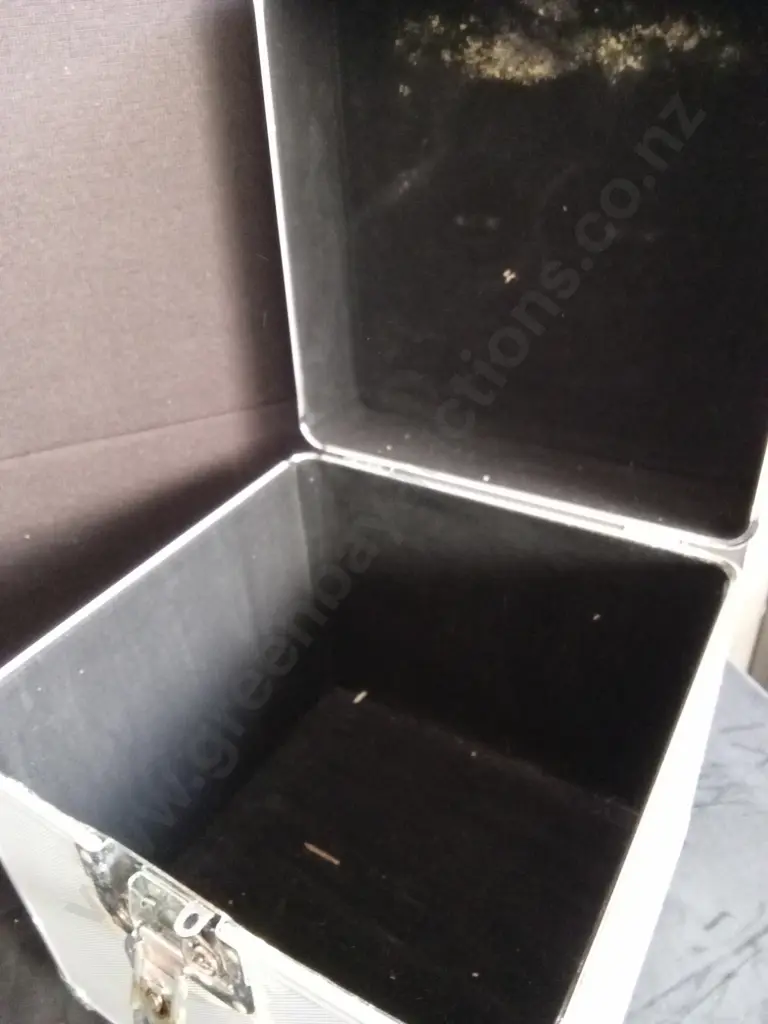 VINYL RECORD CASE L35CM H37CM D35CM Image 1++