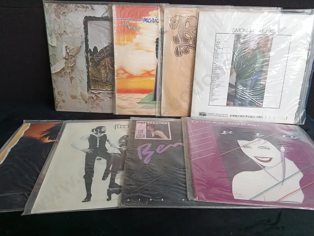 8 VINYL RECORDS Image 1++