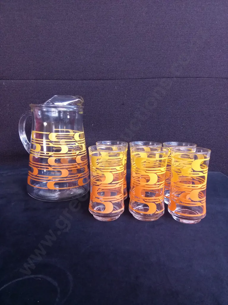 VINTAGE ANCHOR HOCKING GLASS PITCHER WITH 6 GLASSES Image 1++
