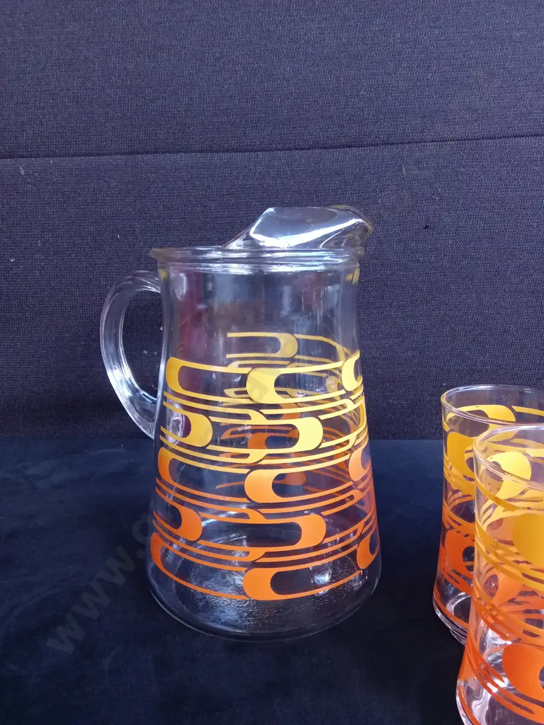 VINTAGE ANCHOR HOCKING GLASS PITCHER WITH 6 GLASSES Image 1++