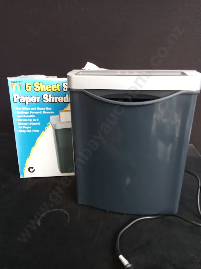 PROSTAT 5 SHEET PAPER SHREDDER WORKING Image 1++