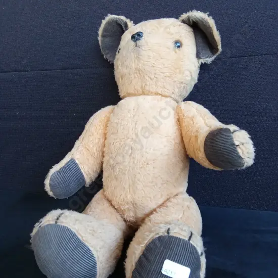 VINTAGE PEDIGREE BEAR