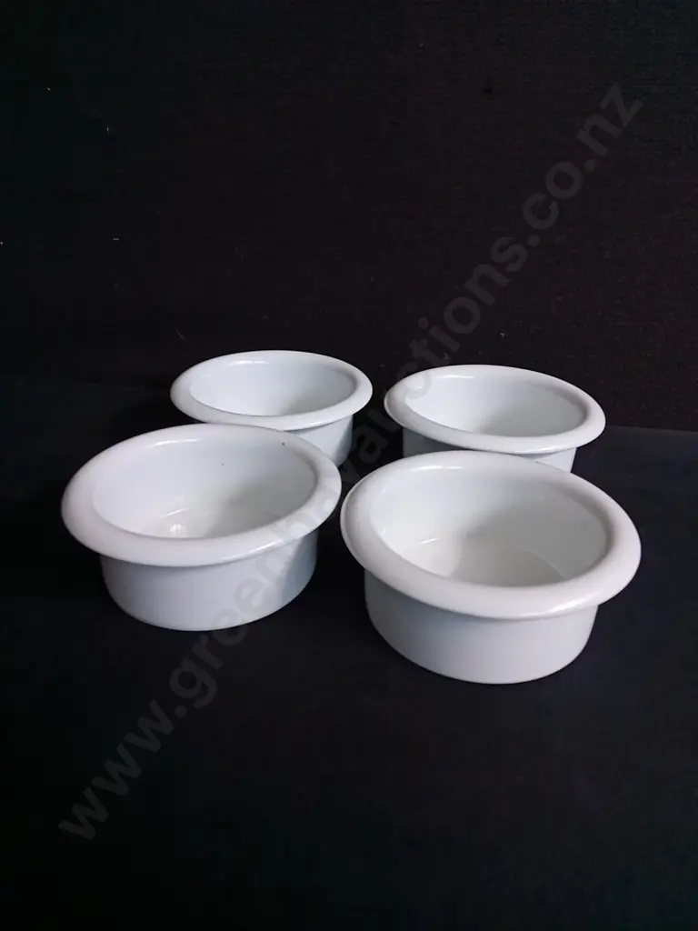 SET OF 4 CERAMIC RAMEKINS, DIA 13.5 CM Image 1++