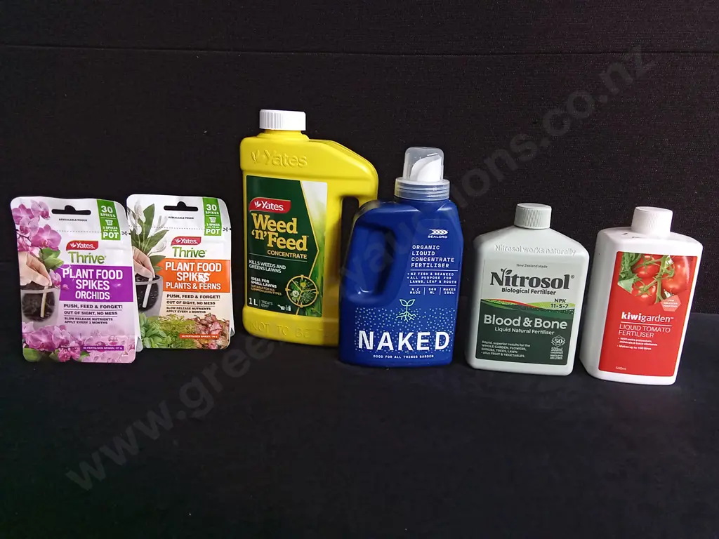 6 PIECES BRAND NEW GARDEN PRODUCTS Image 1++